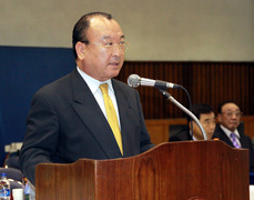 축사하시는 박희찬 회장님